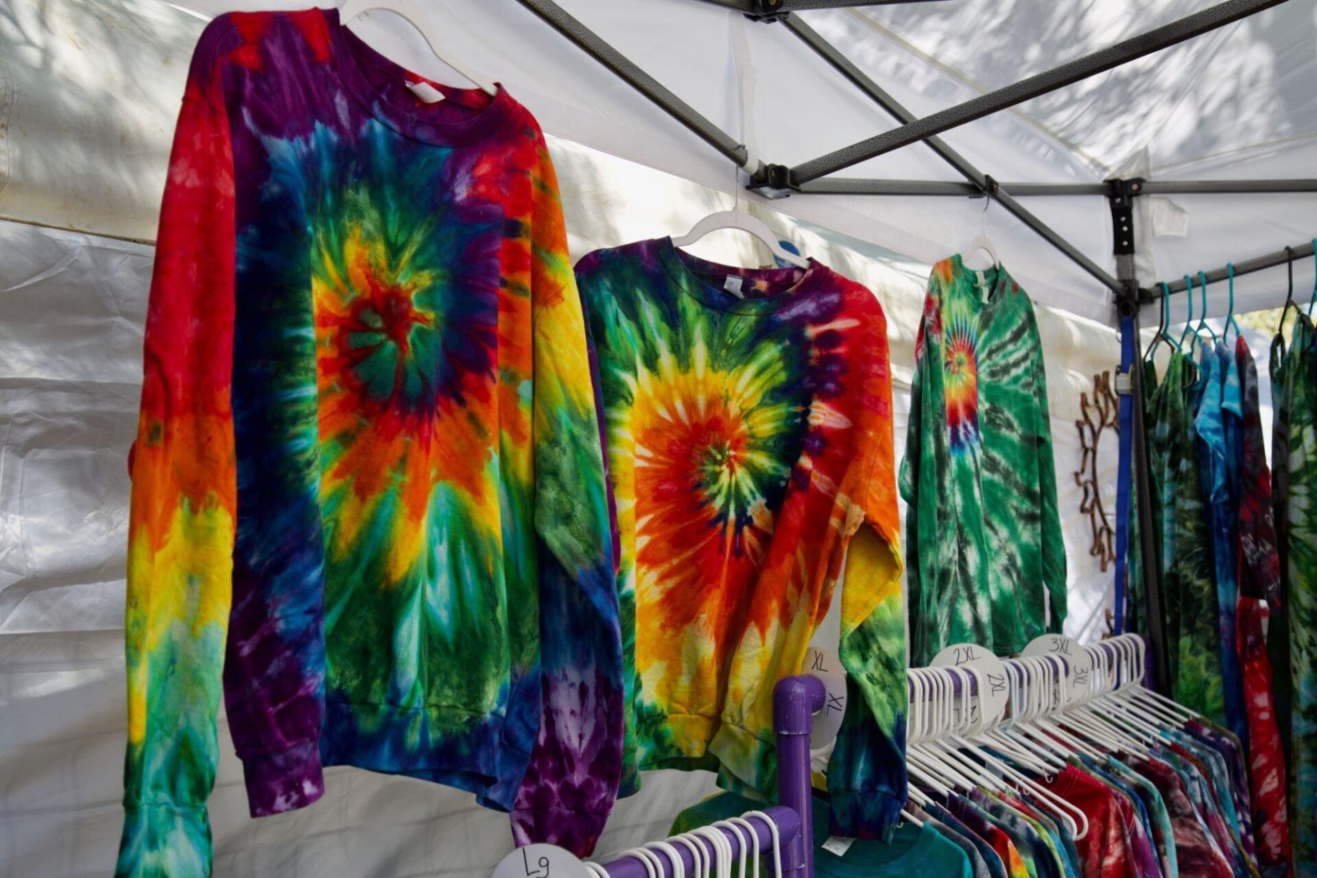 Ready for a Burst of Color? Guide on Tie Dye Color combinations